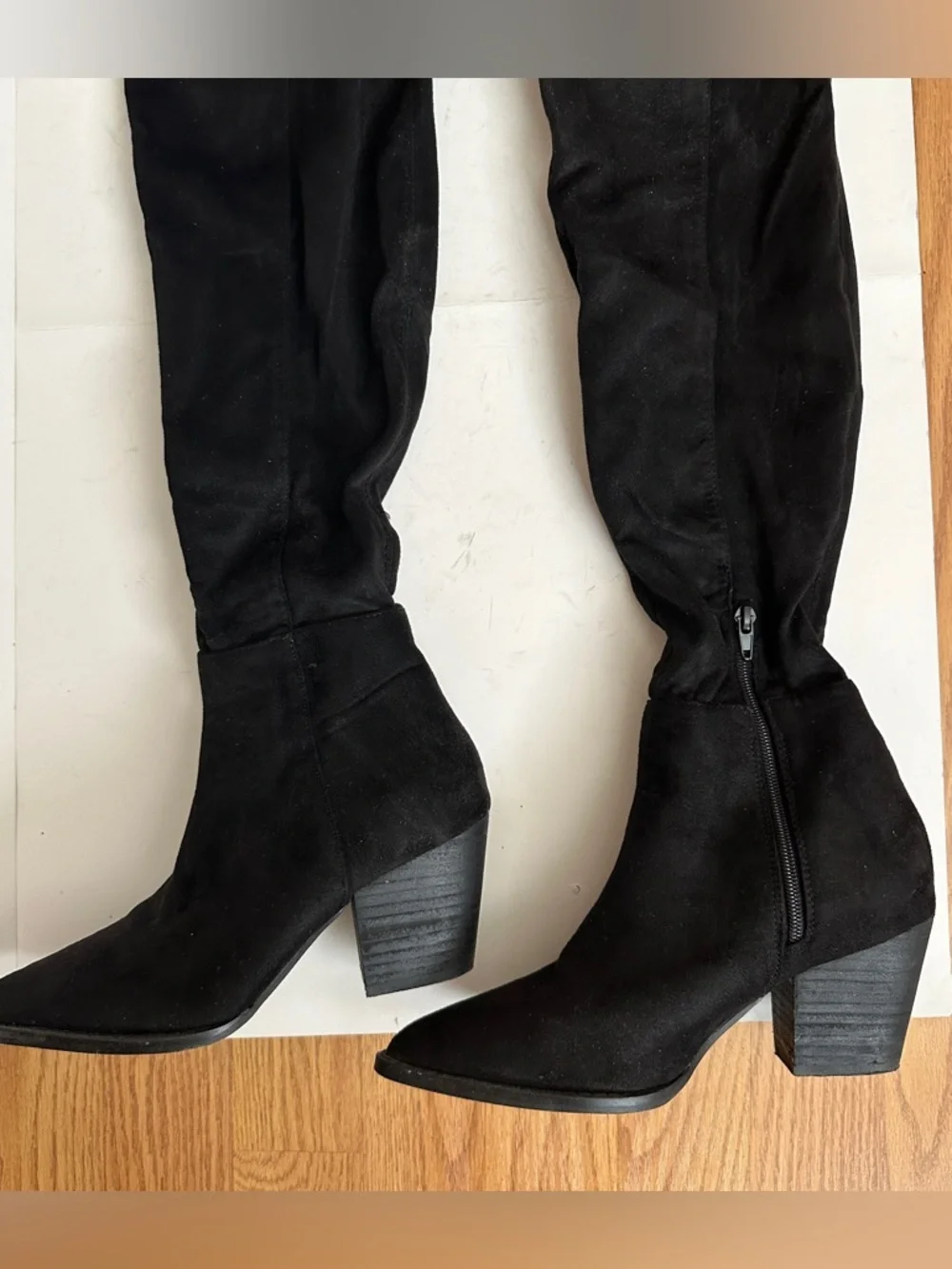 Lulu's Women's Black Suede Over-the-Knee Zip Up Block Heel Boots Size 7 - Picture 3 of 10